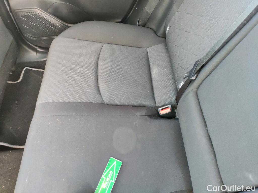  Toyota  RAV4 TOYOTA  / 2018 / 5P / todoterreno 2.5l 220H Advance #9
