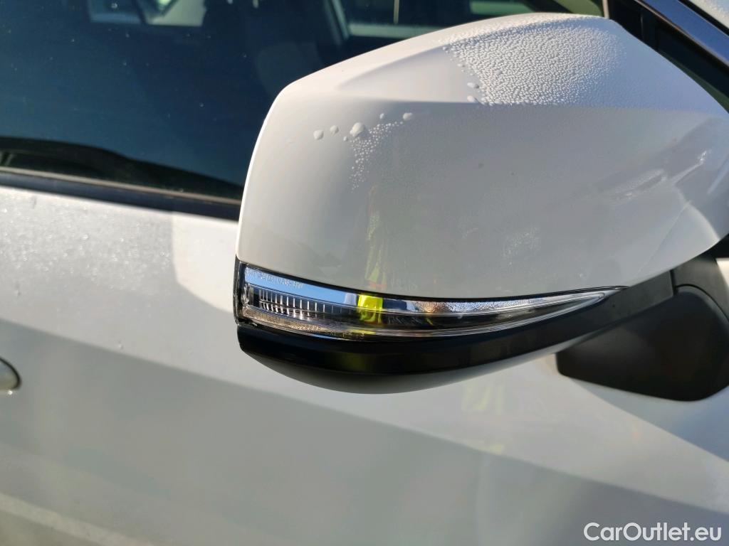  Toyota  RAV4 TOYOTA  / 2018 / 5P / todoterreno 2.5l 220H Advance #44
