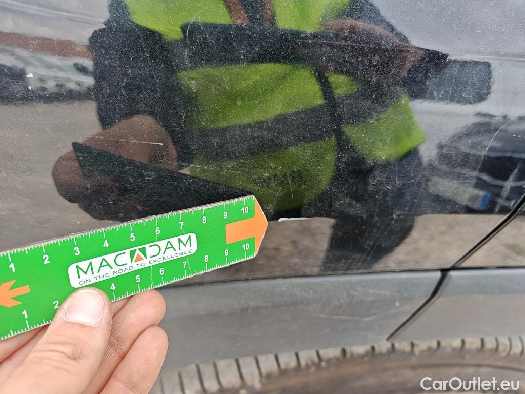  Toyota  RAV4 TOYOTA  / 2018 / 5P / todoterreno 2.5l 220H Advance #21