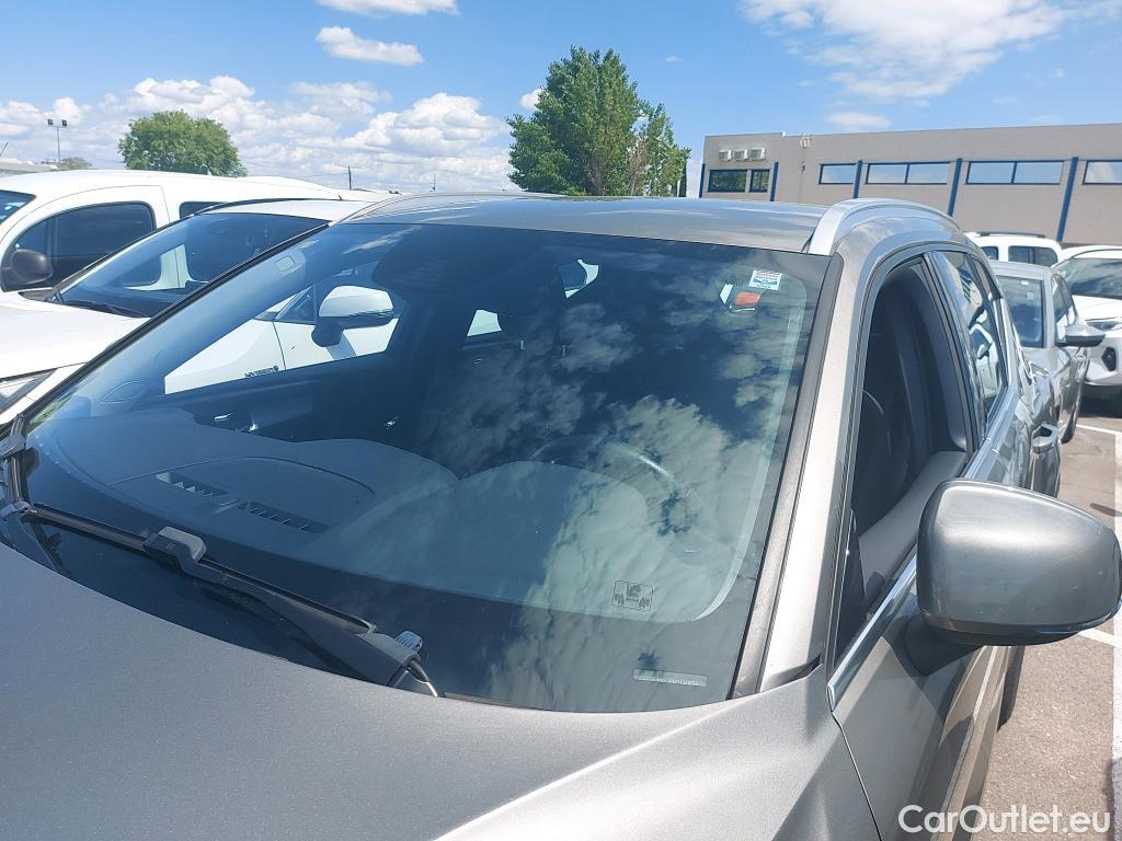  Volvo  XC 40 VOLVO XC40 / 2017 / 5P / todoterreno 1.5 T5 Twin Recharge Inscription Ex Auto #1