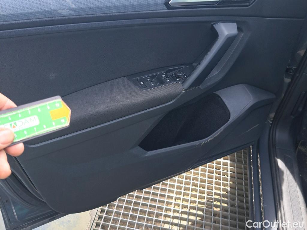  Volkswagen  Tiguan  Life 2.0 TDI 150CV AT7 E6d #18