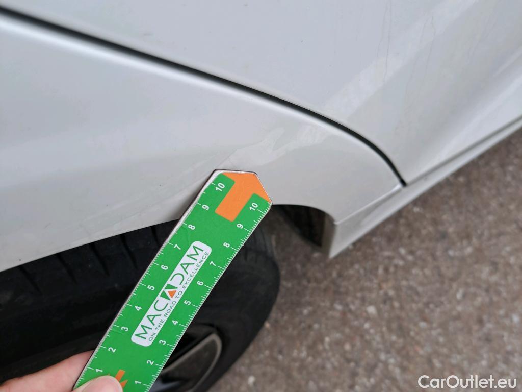  Volvo  S60 VOLVO  / 2019 / 4P / sedán Recharge T8 Ultimate Dark Auto #14