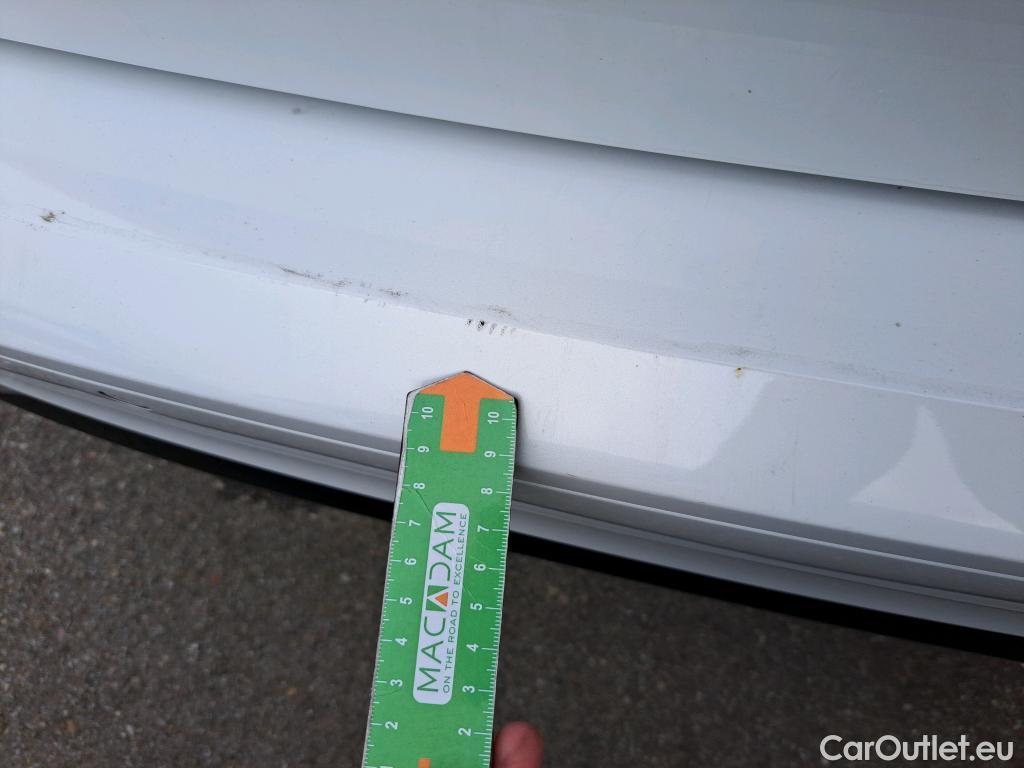  Volvo  S60 VOLVO  / 2019 / 4P / sedán Recharge T8 Ultimate Dark Auto #24