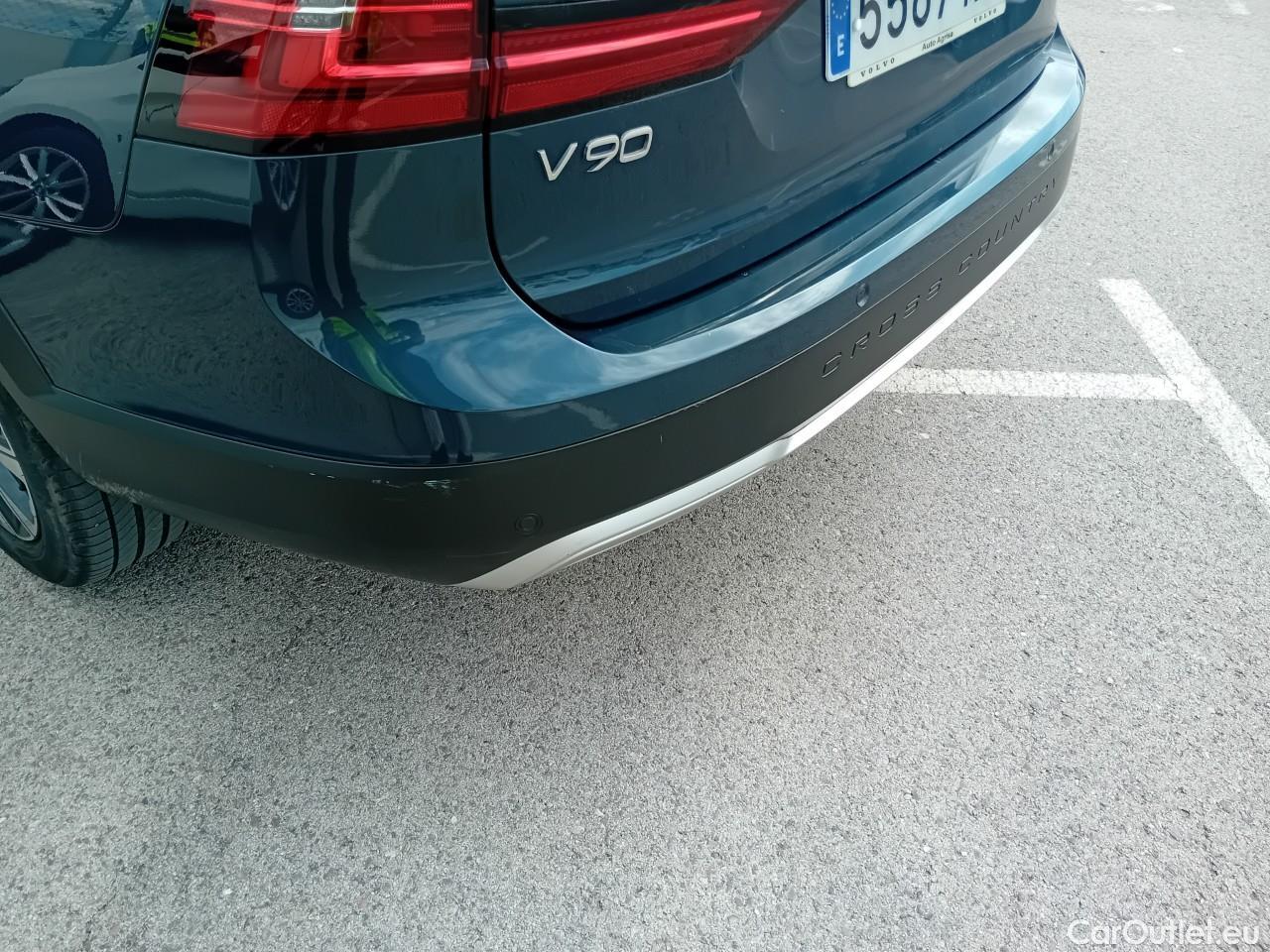  Volvo  V90  Cross Country Pro AWD 2.0 T5 250CV AT8 E6dT #10