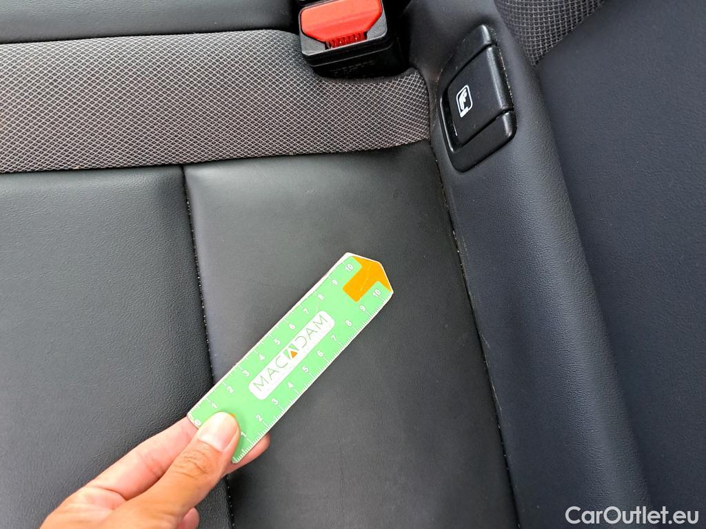  Volvo  S60 VOLVO  / 2019 / 4P / sedán Recharge T8 Ultimate Dark Auto #22