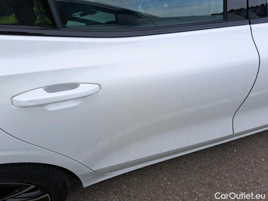  Volvo  S60 VOLVO  / 2019 / 4P / sedán Recharge T8 Ultimate Dark Auto #17