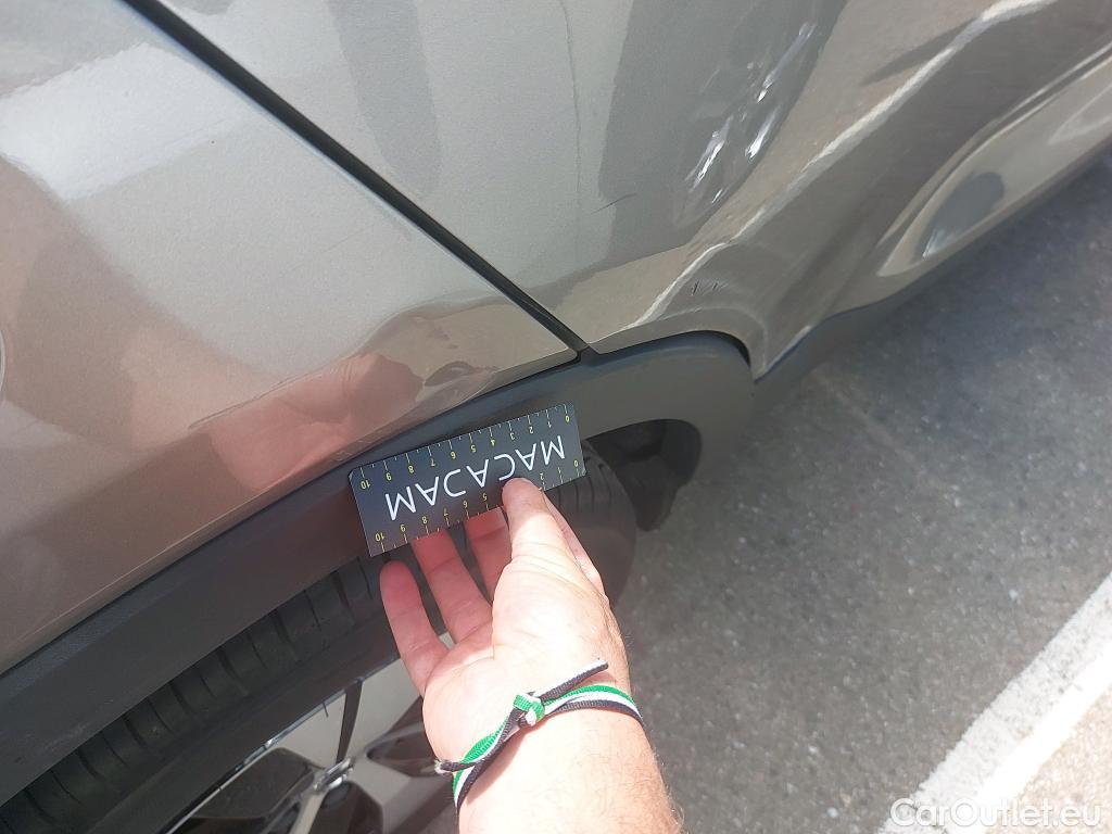  Volvo  XC 40 VOLVO XC40 / 2017 / 5P / todoterreno 1.5 T5 Twin Recharge Inscription Ex Auto #6