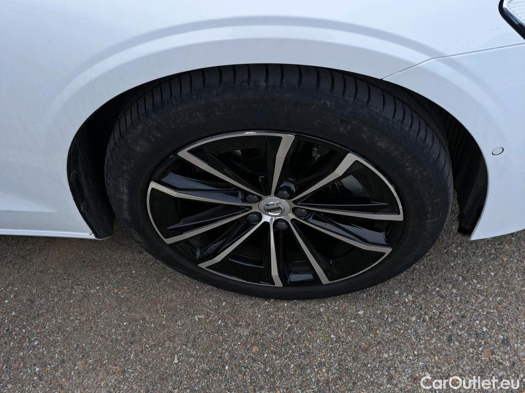  Volvo  S60 VOLVO  / 2019 / 4P / sedán Recharge T8 Ultimate Dark Auto #9