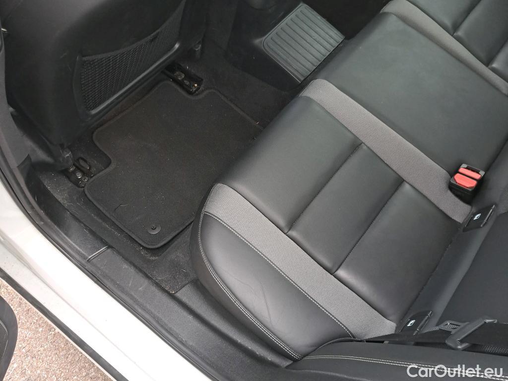  Volvo  S60 VOLVO  / 2019 / 4P / sedán Recharge T8 Ultimate Dark Auto #20