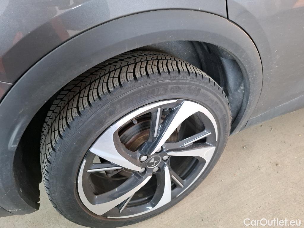  DS  DS7 7 Crossback Grand Chic 1.6 PureTech 225CV BVA8 E6d #1