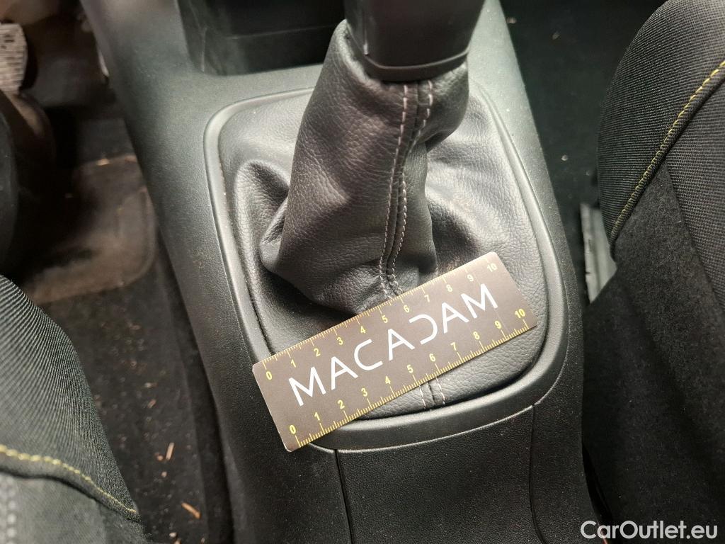  Citroen  C3  Société Feel Nav 1.5 BlueHDI 100CV BVM5 E6dT #43