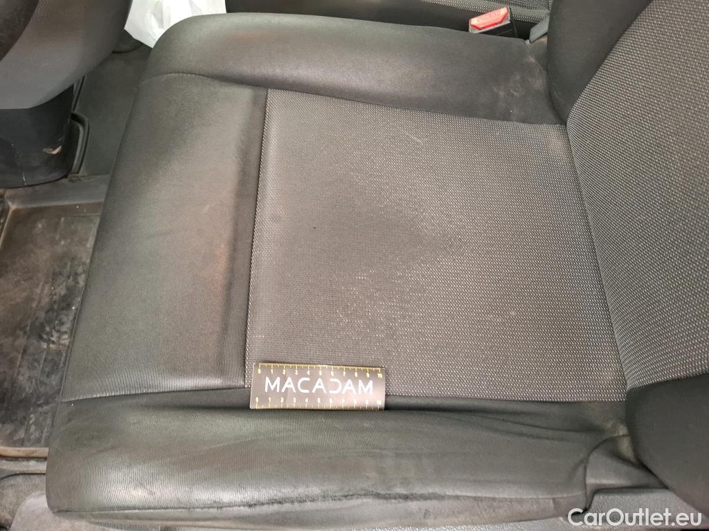  Citroen  Jumpy CITROEN  / 2016 / 4P / Fourgon tôlé Taille M BlueHDi 120 S&S BVM6 Business #1