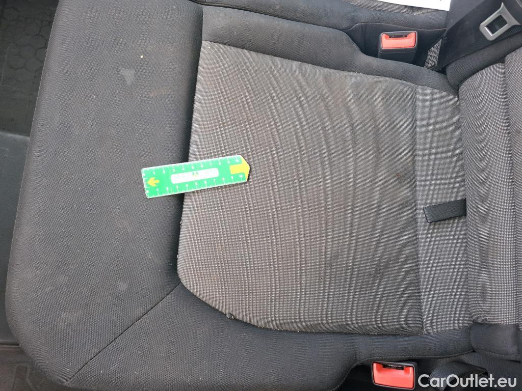  Volkswagen  Crafter  Fourgon Fourgon 35 mittellang mit Hochdach 4Motion 2.0 140CV BVM6 #31