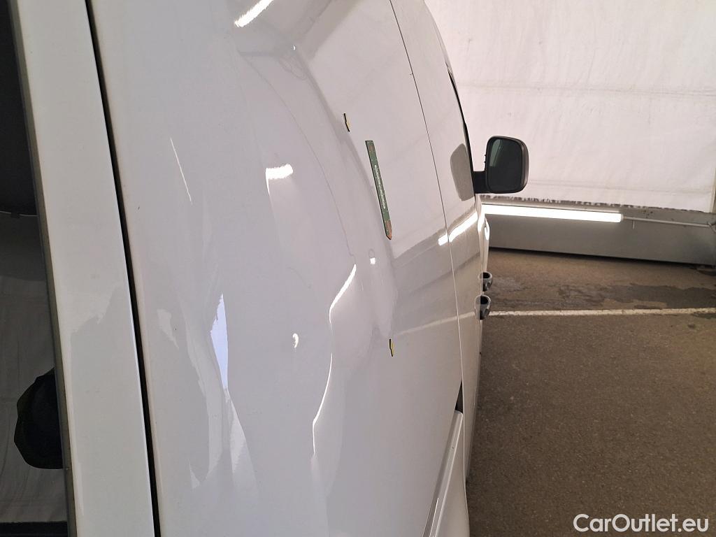  Volkswagen  Caddy VOLKSWAGEN  Van / 2015 / 4P / Fourgonnette 2.0 TDI 75 Business Line #11