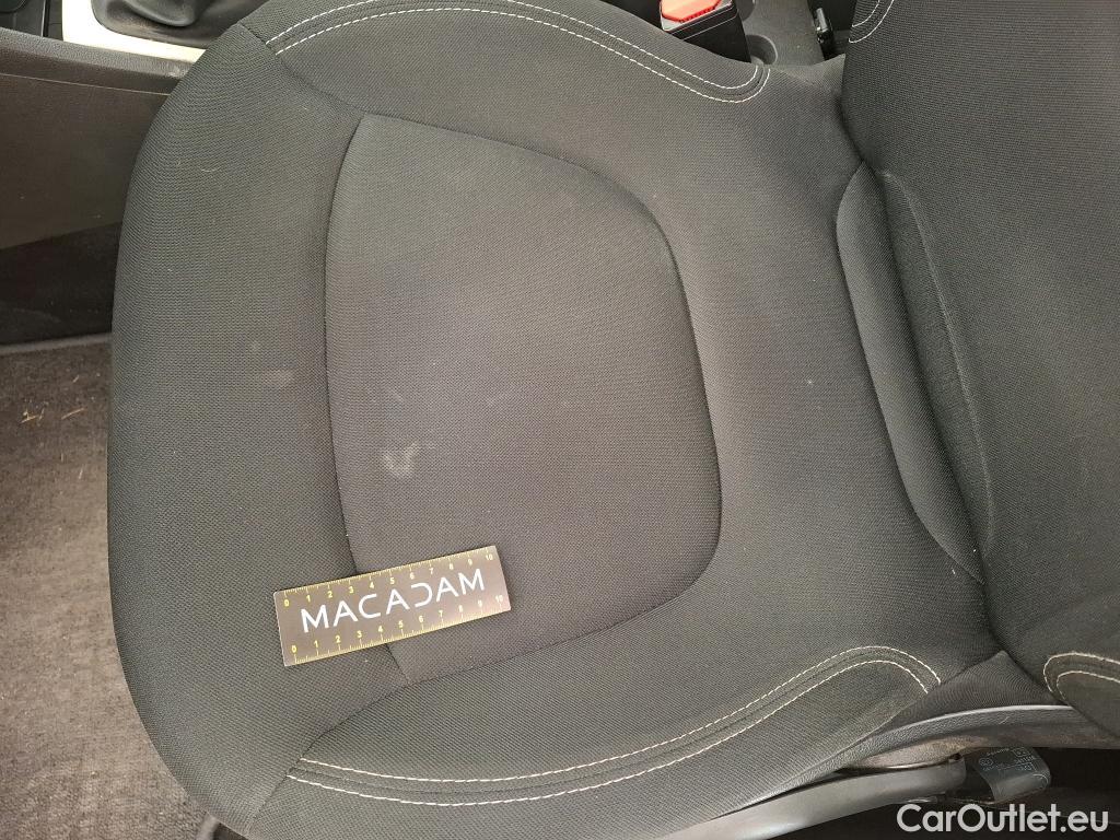  Renault  Captur RENAULT  5p Crossover Business dCi 90 #15