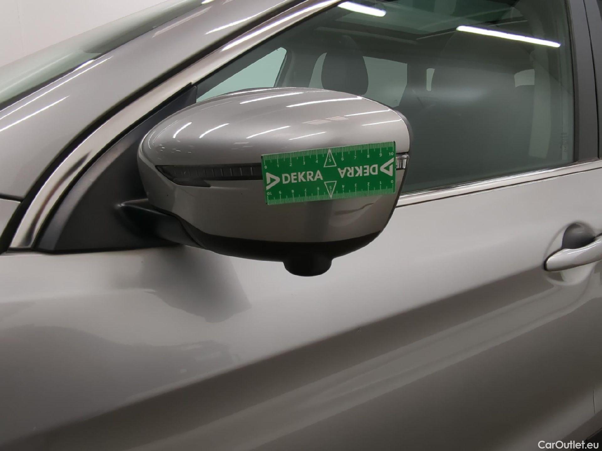  Nissan  Qashqai NISSAN  5p Crossover 1.2 DIG-T 115 Tekna #36