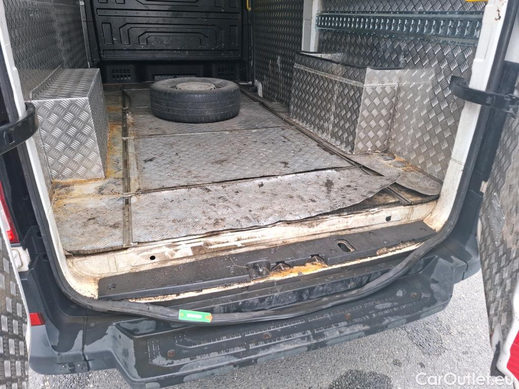  Volkswagen  Crafter  Fourgon Fourgon 35 mittellang mit Hochdach 4Motion 2.0 140CV BVM6 #15