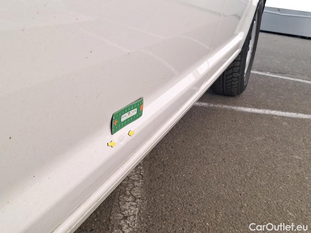  Volkswagen  Caddy VOLKSWAGEN  Van / 2015 / 4P / Fourgonnette 2.0 TDI 75 Business Line #28