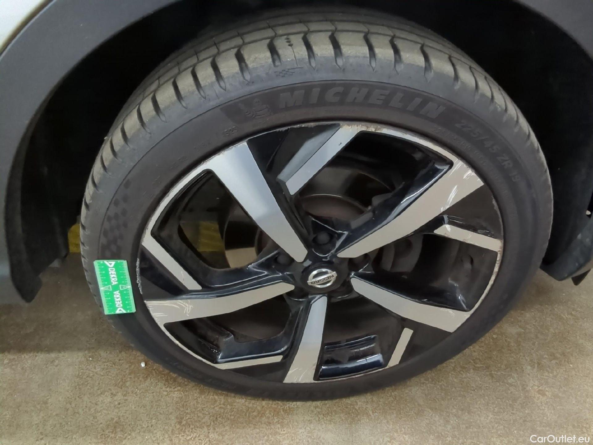  Nissan  Qashqai NISSAN  5p Crossover 1.2 DIG-T 115 Tekna #17