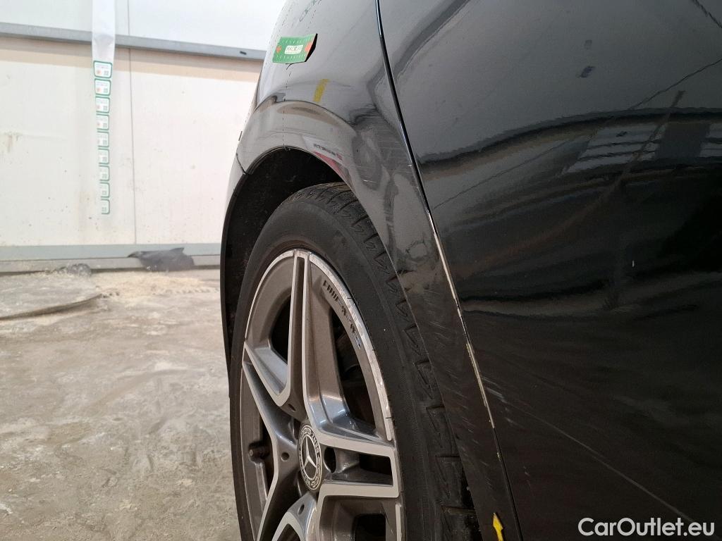  Mercedes  A-Klasse MERCEDES-BENZ Classe A Compact / 2018 / 5P / Berline A 200 AMG Line 7G-DCT #4
