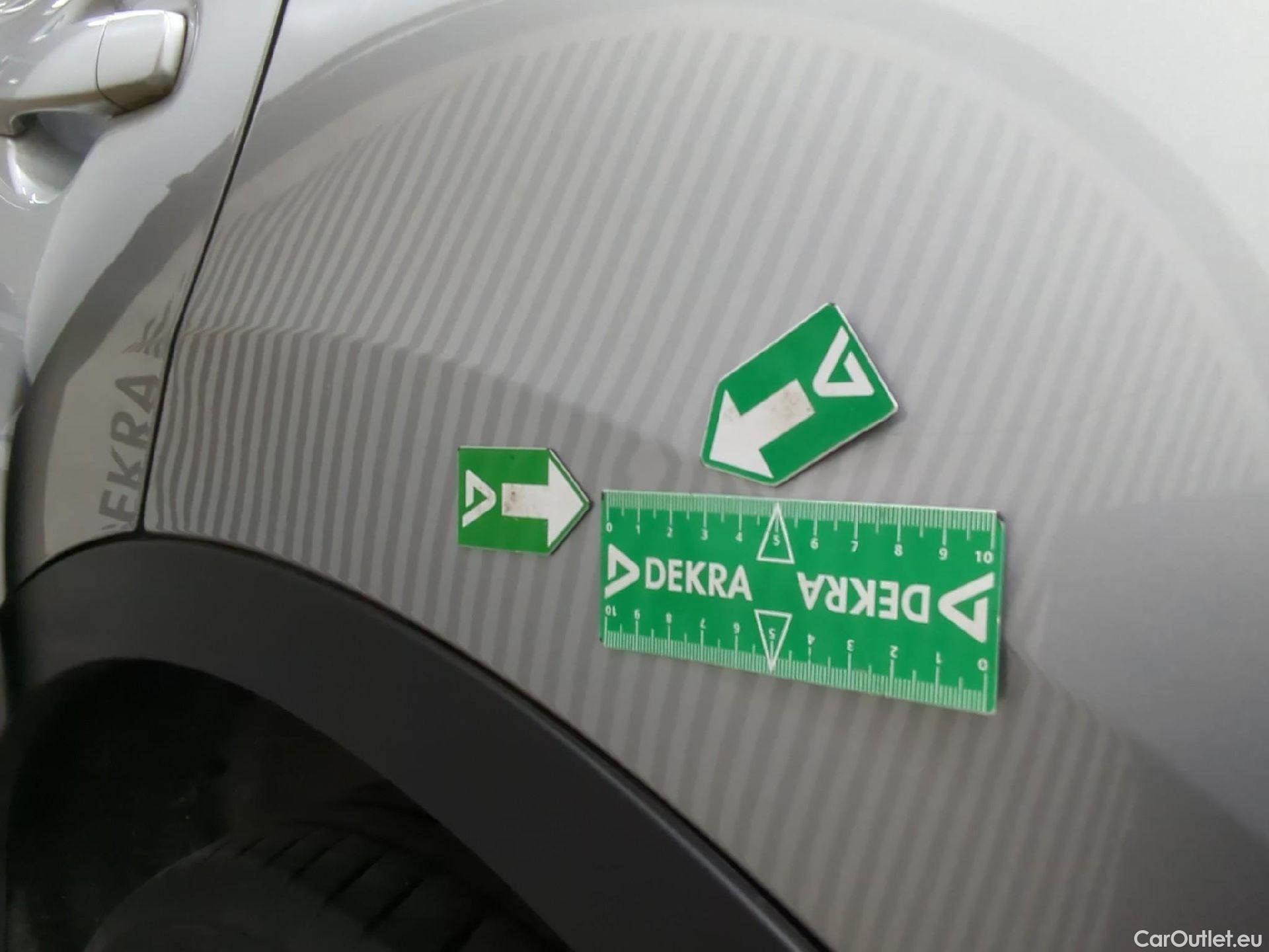  Nissan  Qashqai NISSAN  5p Crossover 1.2 DIG-T 115 Tekna #42