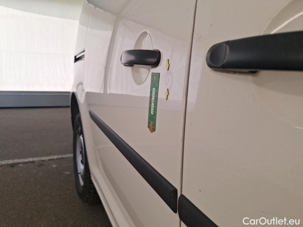  Volkswagen  Caddy VOLKSWAGEN  Van / 2015 / 4P / Fourgonnette 2.0 TDI 75 Business Line #48