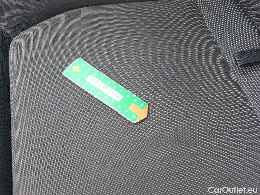  Volkswagen  Crafter  Fourgon Fourgon 35 mittellang mit Hochdach 4Motion 2.0 140CV BVM6 #30