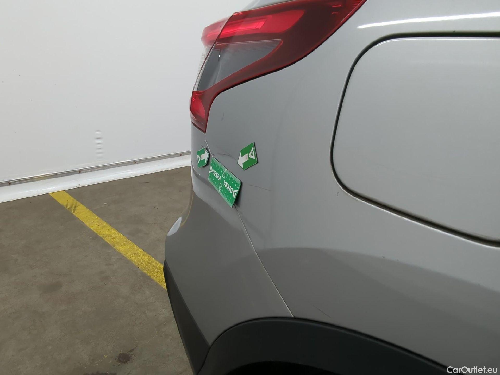  Nissan  Qashqai NISSAN  5p Crossover 1.2 DIG-T 115 Tekna #48