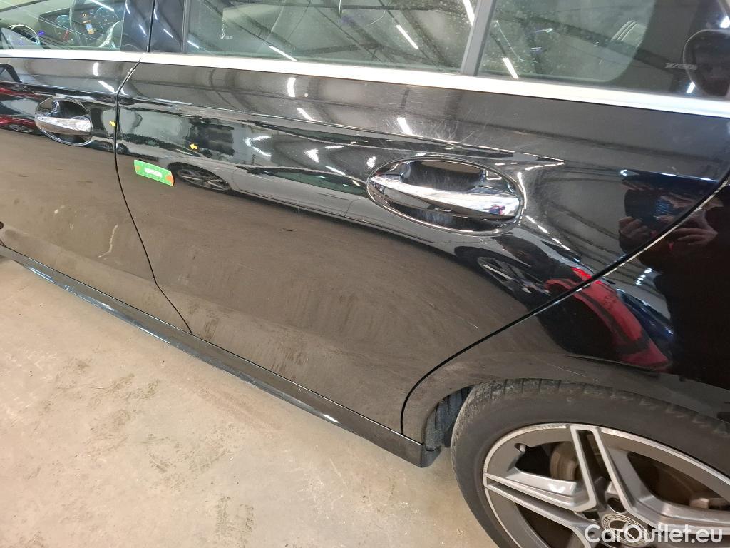 Mercedes  A-Klasse MERCEDES-BENZ Classe A Compact / 2018 / 5P / Berline A 200 AMG Line 7G-DCT #17