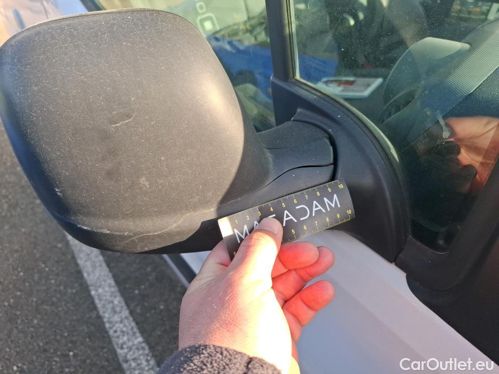  Citroen  Berlingo CITROEN  VU 3p EVL BlueHDi 100 S&S ETG6 Business20L1 fourgonnette #81