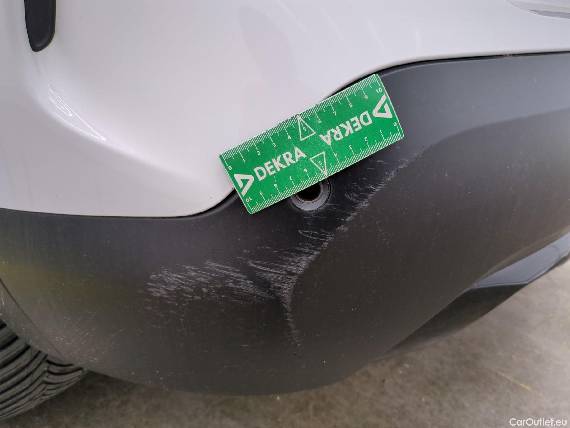  Citroen  C4  Berline Feel Nav Business R 1.5 BlueHDI 130CV BVA8 E6d #21