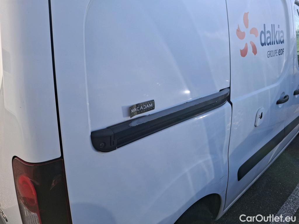  Citroen  Berlingo CITROEN  VU 3p EVL BlueHDi 100 S&S ETG6 Business20L1 fourgonnette #82