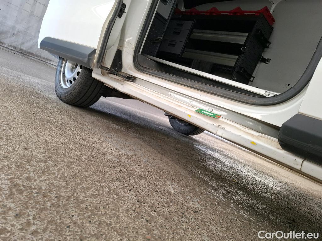  Citroen  Jumpy CITROEN  / 2016 / 4P / Fourgon tôlé Taille XL BlueHDi 120 S&S BVM6 Business #17