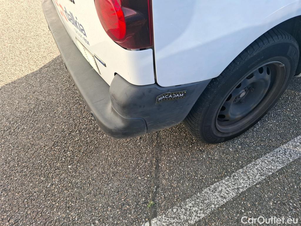 Citroen  Berlingo CITROEN  VU 3p EVL BlueHDi 100 S&S ETG6 Business20L1 fourgonnette #115