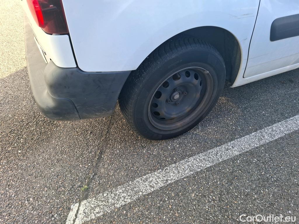  Citroen  Berlingo CITROEN  VU 3p EVL BlueHDi 100 S&S ETG6 Business20L1 fourgonnette #84