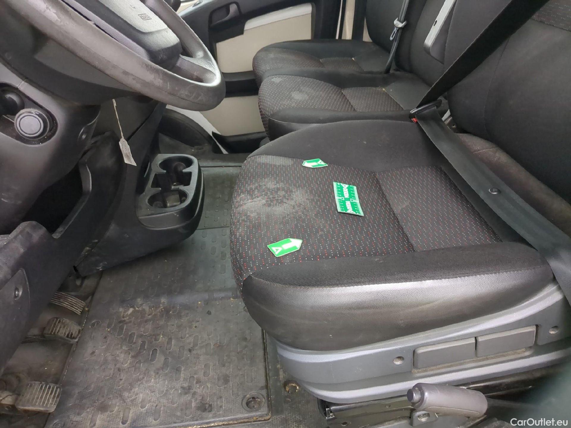  Peugeot  Boxer PEUGEOT  VU 4p Fourgon 2.0 BLUEHDI 130 PREMIUM PA 335 L2H2 #11