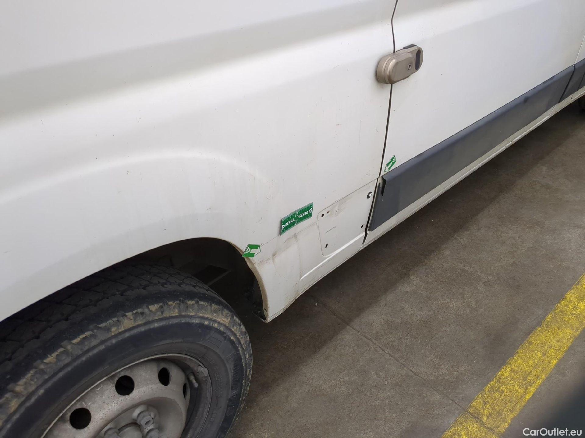  Peugeot  Boxer PEUGEOT  VU 4p Fourgon 2.0 BLUEHDI 130 PREMIUM PA 335 L2H2 #19
