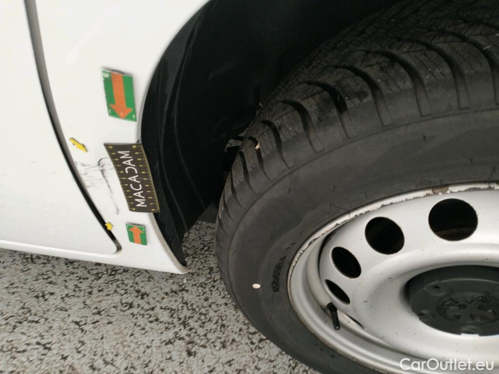  Peugeot  Partner  Asphalt L1 1.5 HDi 130CV BVA8 E6dT #3