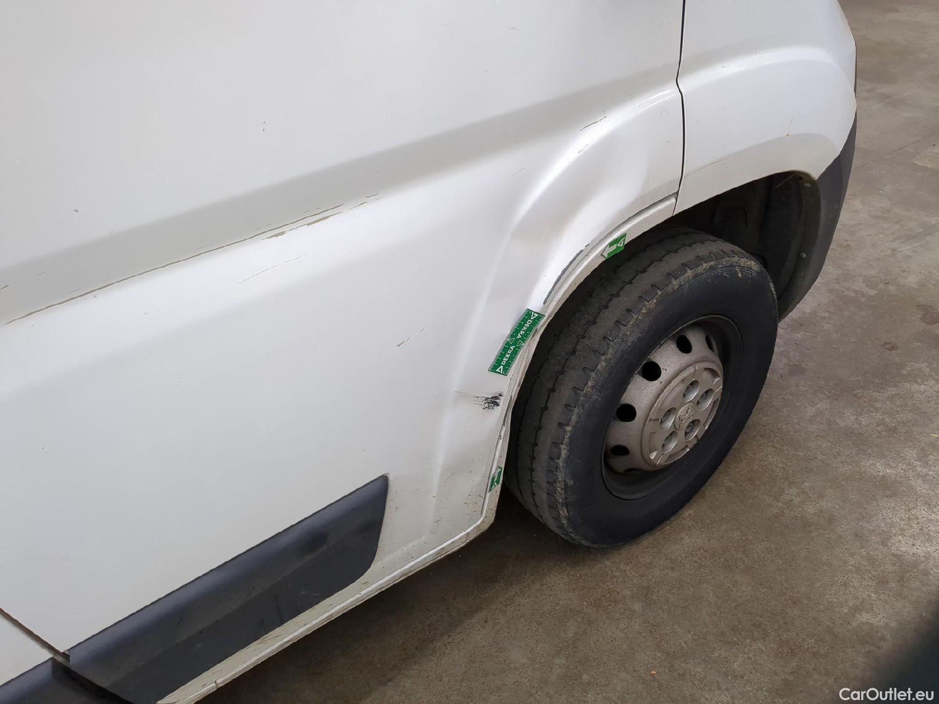  Peugeot  Boxer PEUGEOT  VU 4p Fourgon 2.0 BLUEHDI 130 PREMIUM PA 335 L2H2 #29