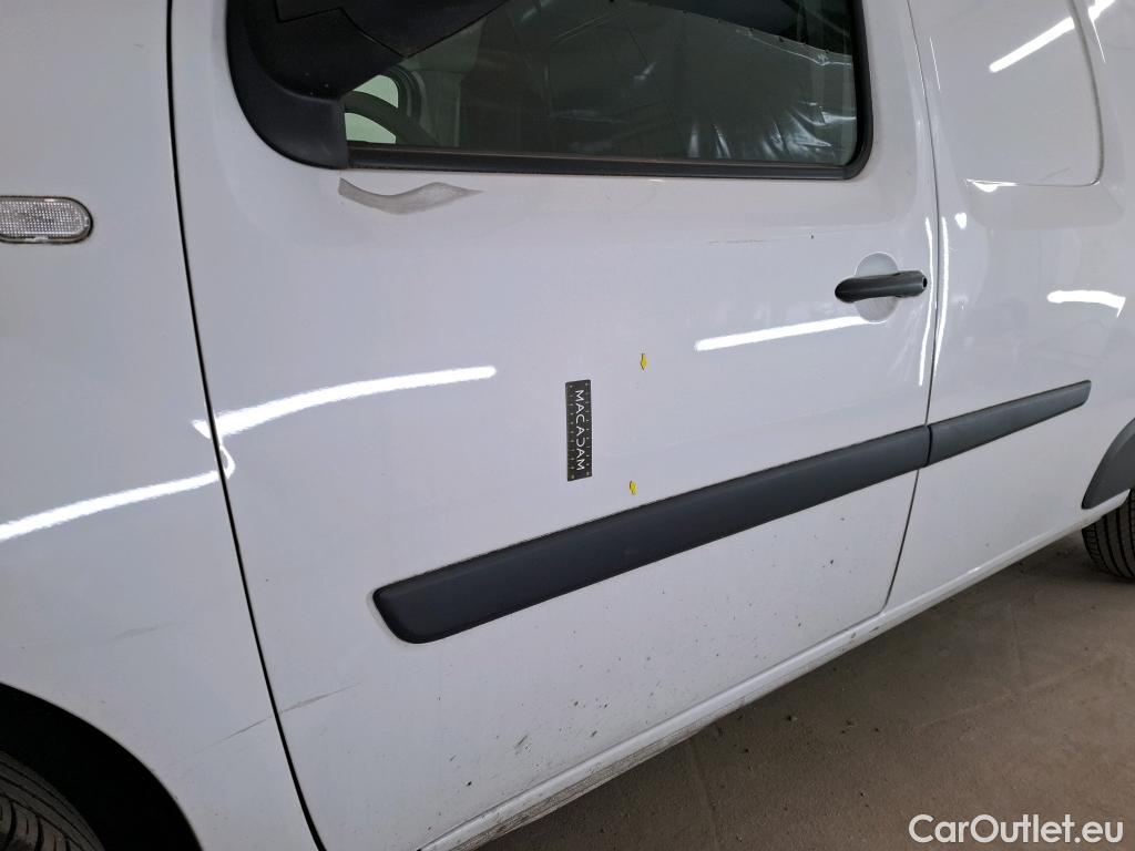  Renault  Kangoo  II Express Maxi Extra (Série Spéciale) 1.5 dCi 95CV BVM6 E6dT #29