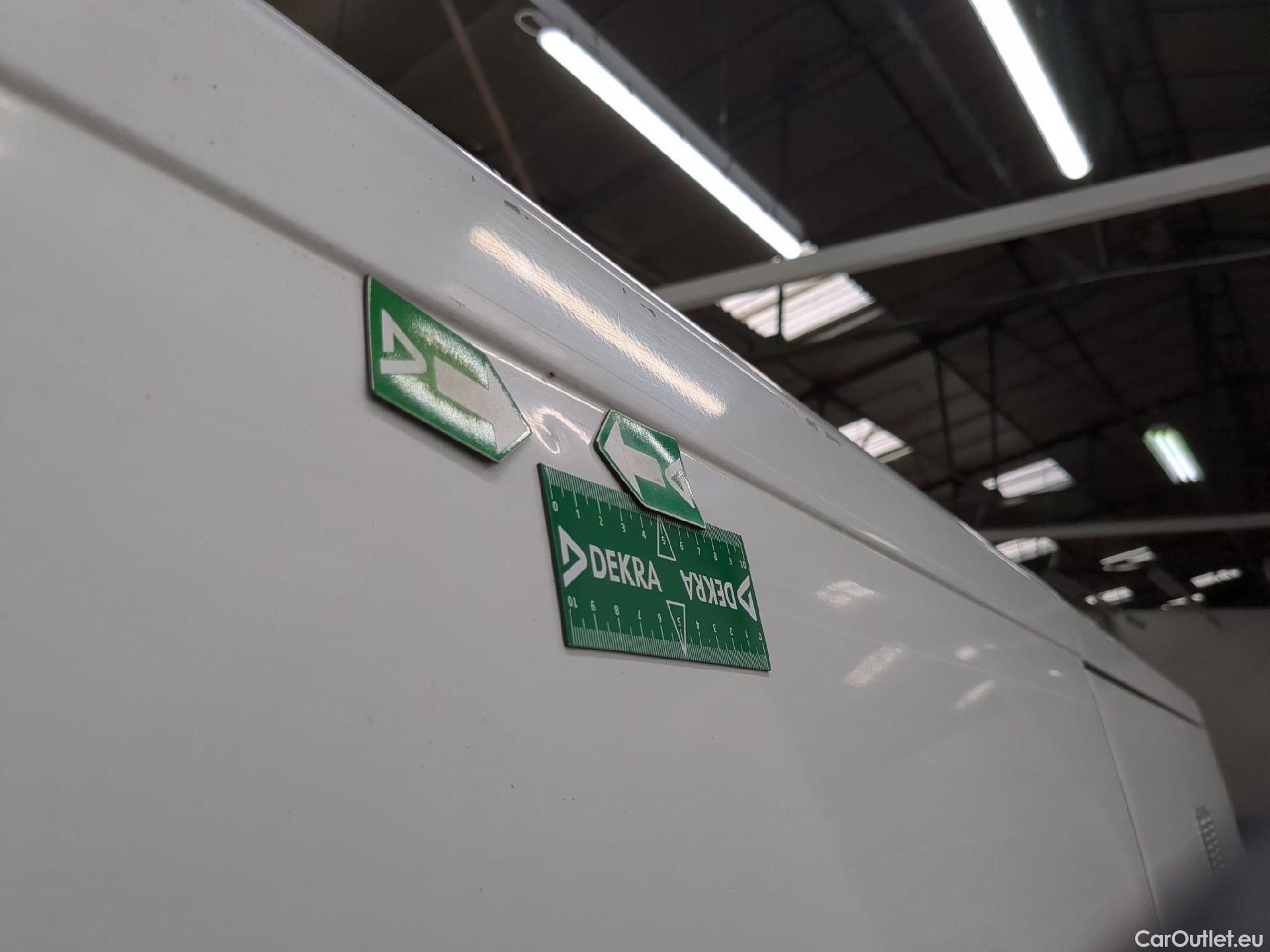  Peugeot  Boxer PEUGEOT  VU 4p Fourgon 2.0 BLUEHDI 130 PREMIUM PA 335 L2H2 #48