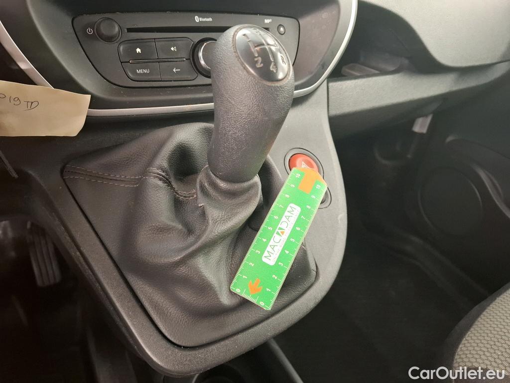  Renault  Kangoo  Express Maxi Extra (Série Spéciale) 1.5 dCi 90CV BVM5 E6 #18