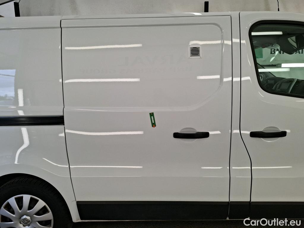  Renault  Trafic RENAULT  / 2019 / 4P / Fourgon tole FG GCF L1H1 1200 Energy dCi 170 EDC #6
