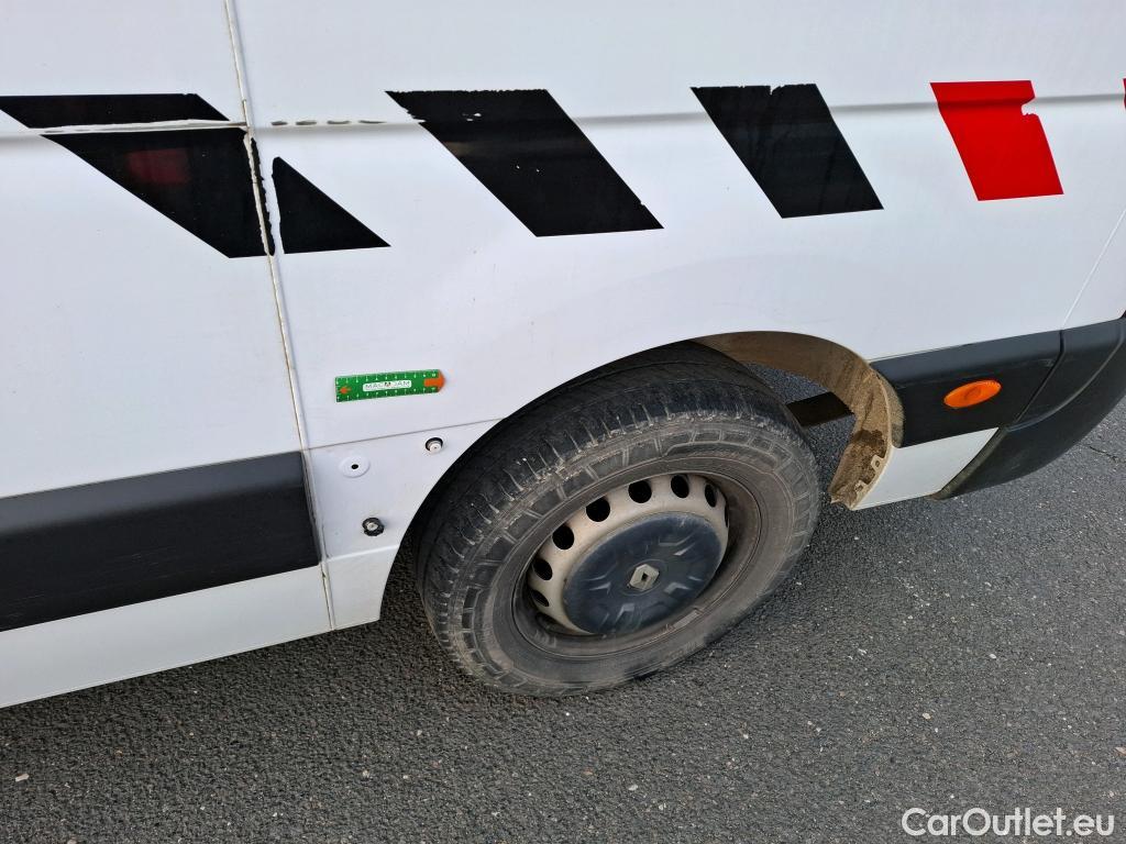  Renault  Master RENAULT  / 2019 / 4P / Fourgon tôlé CA Tr GCF F3500 L3H2 Energy dCi 150 #24