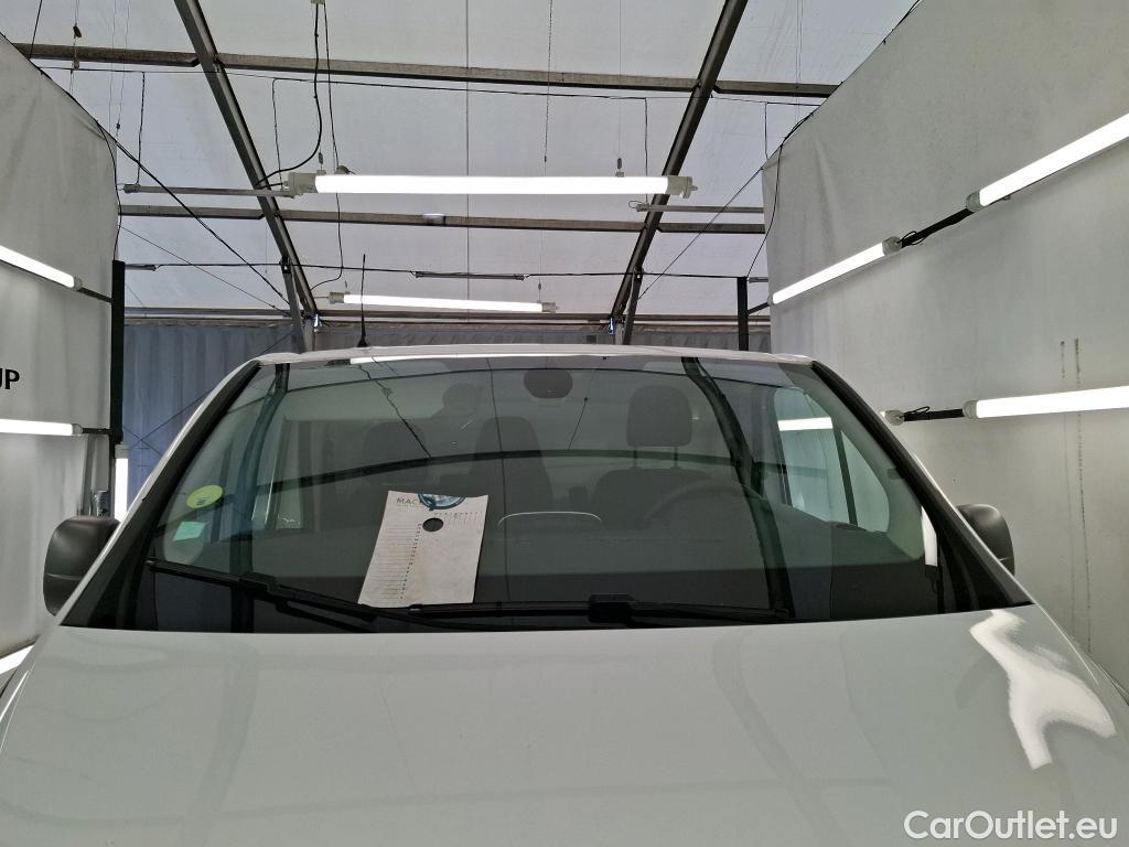 Renault  Trafic RENAULT  / 2019 / 4P / Fourgon tole FG GCF L1H1 1200 Energy dCi 170 EDC #1
