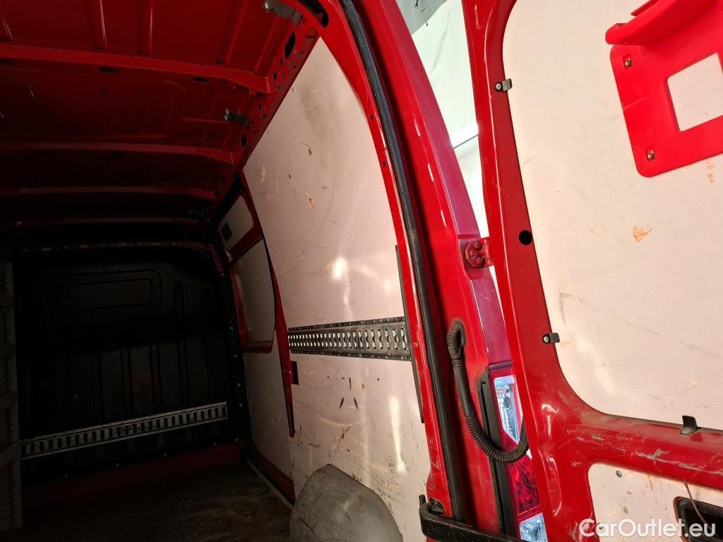  Renault  Master  III Fourgon L2H2 3 5 Grand Confort dCi 130CV BVM6 E6 #24