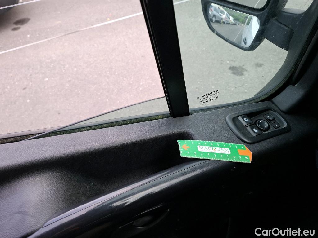  Renault  Master RENAULT  / 2019 / 4P / Fourgon tôlé CA Tr GCF F3500 L3H2 Energy dCi 150 #31