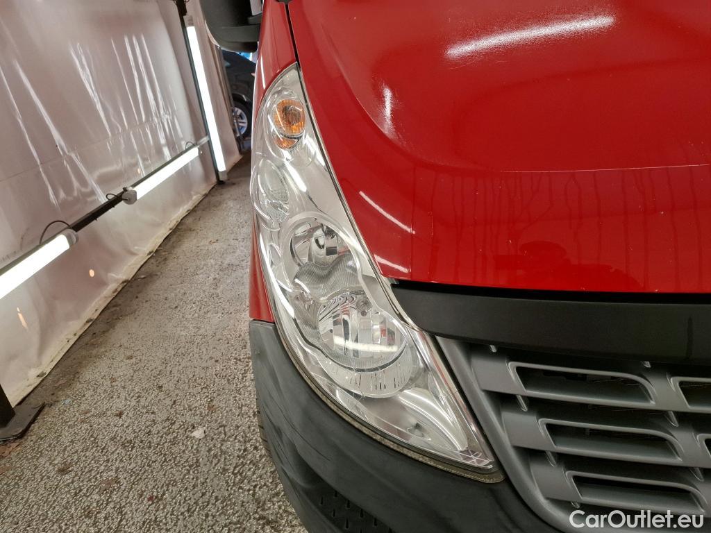  Renault  Master  III Fourgon L2H2 3 5 Grand Confort dCi 130CV BVM6 E6 #16