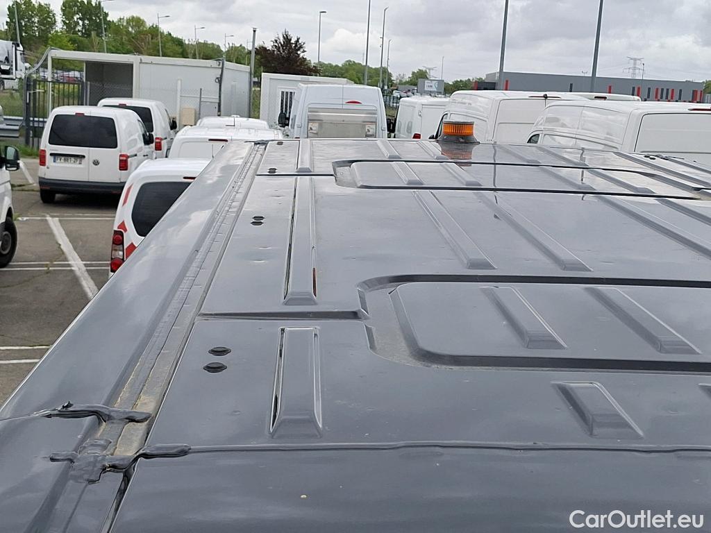  Renault  Master RENAULT TRUCKS  / 2010 / 4P / Fourgon tôlé RED EDITION VAN FWD 3T5 E6 L2H2 #5