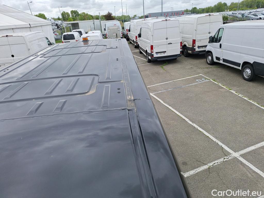  Renault  Master RENAULT TRUCKS  / 2010 / 4P / Fourgon tôlé RED EDITION VAN FWD 3T5 E6 L2H2 #39